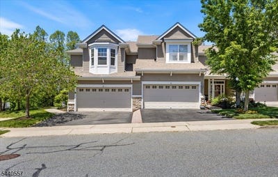 /international/us/49-junegrass-way-allamuchy-twp-nj-110108961305/