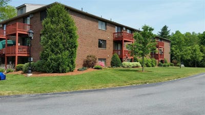 /international/us/29-capron-road-milford-nh-110107722050/