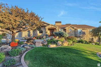 /international/us/1040-e-canyon-rd-hyde-park-ut-110107488666/