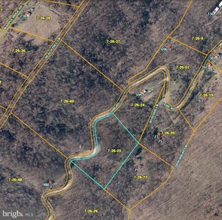 /international/us/core-road-romney-wv-110102698673/