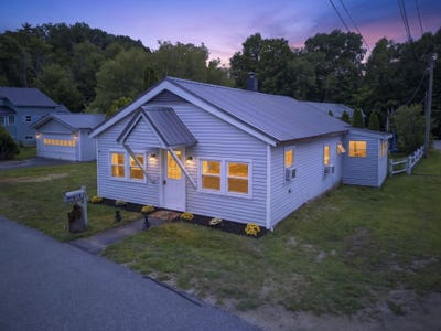 /international/us/57-overland-street-laconia-nh-110119655218/