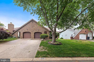 /international/us/22-fir-road-manahawkin-nj-110108303269/
