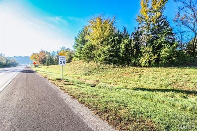 /international/us/4591-highway-w-house-springs-mo-110103257313/