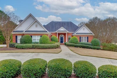 /international/us/5685-golf-club-drive-braselton-ga-110104290222/