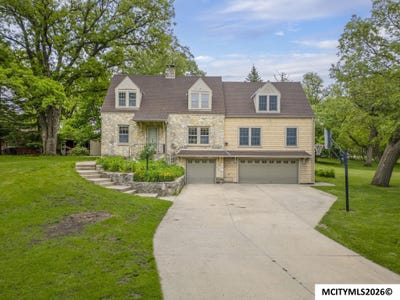 /international/us/715-n-hampshire-ave-mason-city-ia-110108256171/