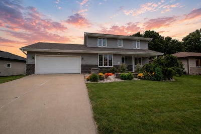 /international/us/111-golden-dr-sergeant-bluff-ia-110108694783/