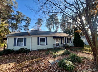 /international/us/645-rappahannock-drive-white-stone-va-110096204563/