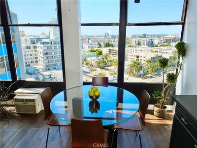/international/us/100-atlantic-long-beach-ca-110108239204/