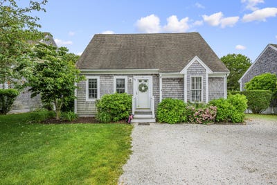 /international/us/121-camp-street-west-yarmouth-ma-110108857380/