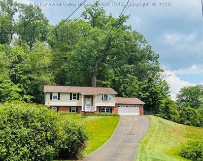 /international/us/3-woodbury-circle-nitro-wv-110108167335/