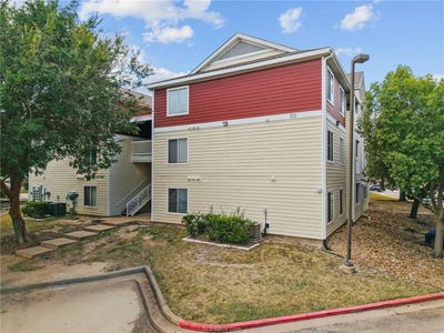 /international/us/521-southwest-parkway-college-station-tx-110119611446/