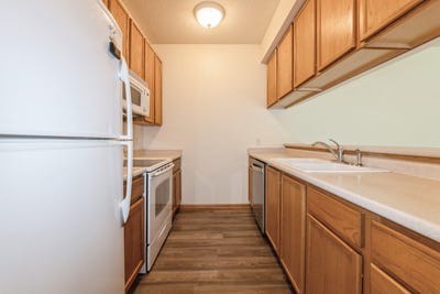 /international/us/1108-n-6th-street-unit-50-indianola-ia-110099927027/
