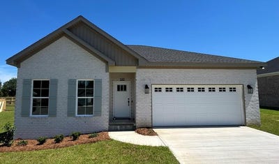 /international/us/130-edgewood-trail-headland-al-110106122357/