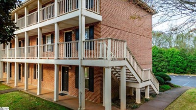 /international/us/250-elm-street-clemson-sc-110106315693/