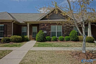/international/us/551-w-mossyleaf-drive-huntsville-al-110108975420/