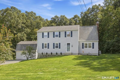 /international/us/51-williams-road-montville-ct-110110379739/