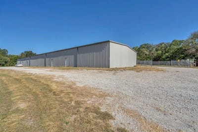 /international/us/2522-n-highway-287-decatur-tx-110105838596/