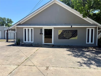 /international/us/406-live-oak-street-marlin-tx-110108496051/