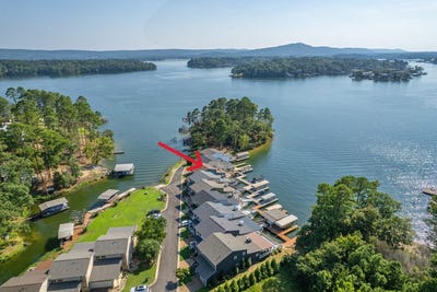 /international/us/212-files-landing-road-hot-springs-ar-110097358985/