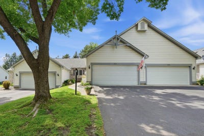 /international/us/2714-lake-court-drive-mounds-view-mn-110109138707/