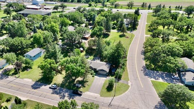 /international/us/421-n-birch-street-royalton-mn-110109132869/