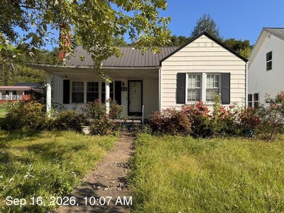 /international/us/187-e-maple-street-salyersville-ky-110120133217/