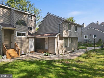 /international/us/3322-windermere-drive-bushkill-pa-110106181410/