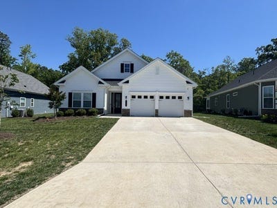 /international/us/6261-courage-trail-chesterfield-va-110103531080/