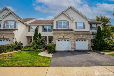 /international/us/110-briarwood-drive-north-brunswick-nj-110110031260/