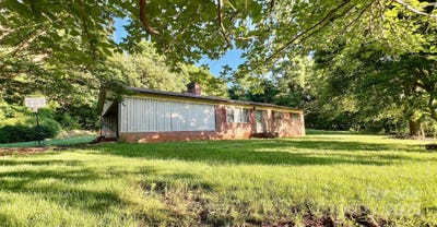 /international/us/1229-rocky-face-church-road-taylorsville-nc-110099692922/