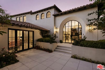 /international/us/1445-via-cresta-pacific-palisades-ca-110110146996/