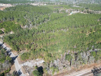 /international/us/old-fannie-rd-flomaton-al-110105319383/