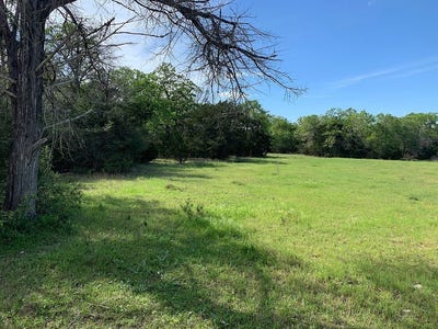 /international/us/2231-greens-creek-road-ledbetter-tx-110099094316/