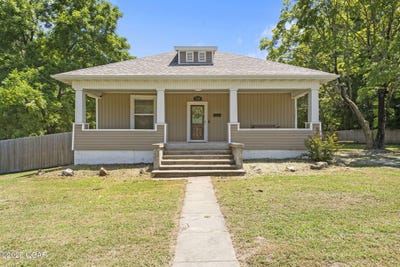 /international/us/526-mccanse-mount-vernon-mo-110100879768/