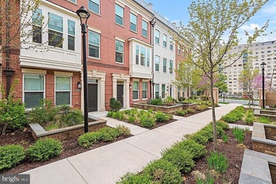 /international/us/10274-grosvenor-place-north-bethesda-md-110107075247/