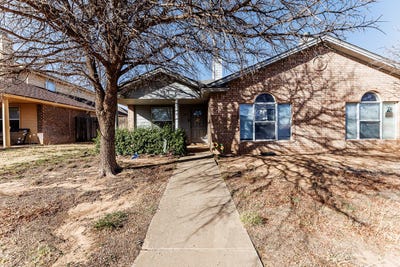 /international/us/3416-97th-street-lubbock-tx-110106028681/
