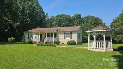 /international/us/233-hicks-road-statesville-nc-110100475805/