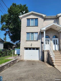 /international/us/2425-1st-street-fort-lee-nj-110108944691/