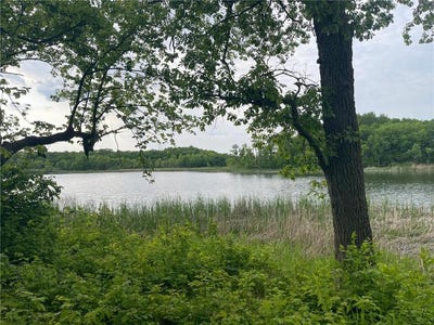 /international/us/15988-solitude-court-nw-evansville-mn-110099849263/