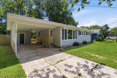 /international/us/608-s-high-street-mountain-grove-mo-110108575568/