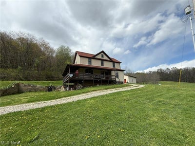 /international/us/11140-strasburg-bolivar-road-nw-bolivar-oh-110107481530/