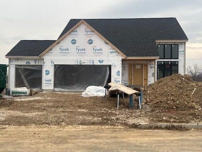 /international/us/n57w20904-lomond-rd-menomonee-falls-wi-110101837893/