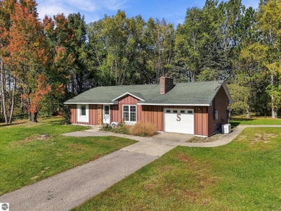 /international/us/5070-w-sanborn-road-lake-city-mi-110120414729/