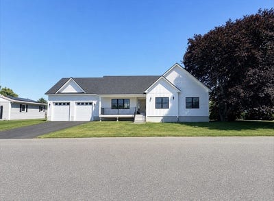 /international/us/115-ricketson-st-new-bedford-ma-110108613130/