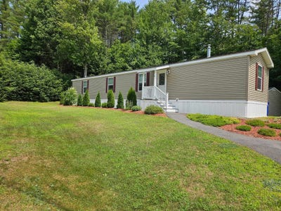 /international/us/4-hemlock-road-tilton-nh-110108496402/