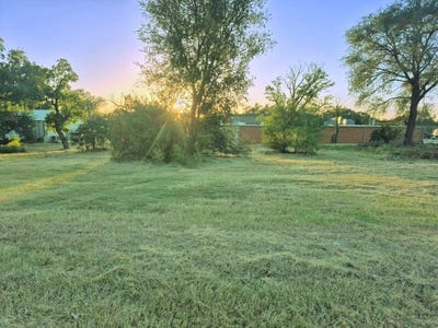 /international/us/518-e-buster-avenue-cheyenne-ok-110103117699/