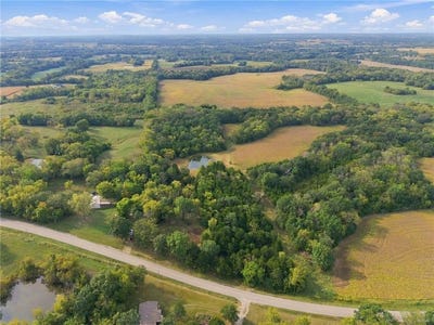 /international/us/972-ne-highway-e-knob-noster-mo-110120043424/