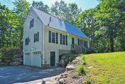 /international/us/9-perry-road-deerfield-nh-110110211494/
