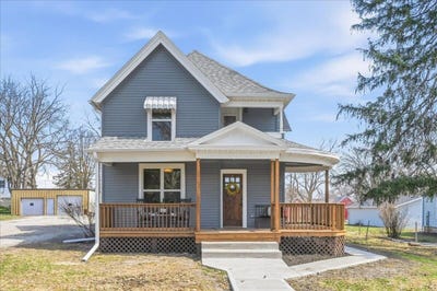 /international/us/121-n-3rd-avenue-villisca-ia-110106987107/