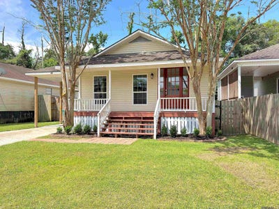 /international/us/8608-nottaway-st-denham-springs-la-110108438008/